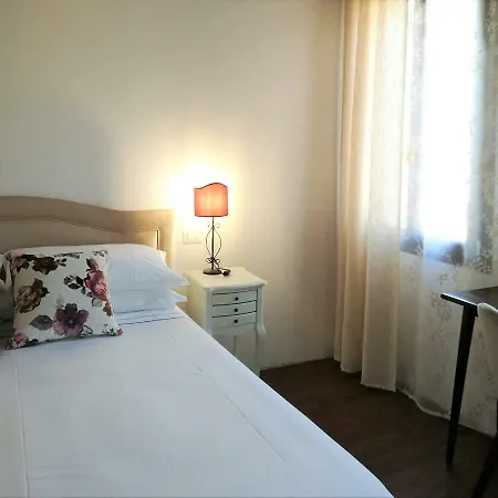 Maison Marea Canal View Private With Ensuite Bathroom Δωμάτια σε οικογενειακή κατοικία